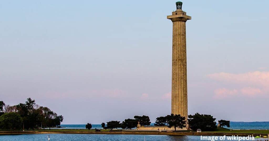 An image of Perry Memorial Monument which is in United States. The sky is clear and the image is from wikipedia.