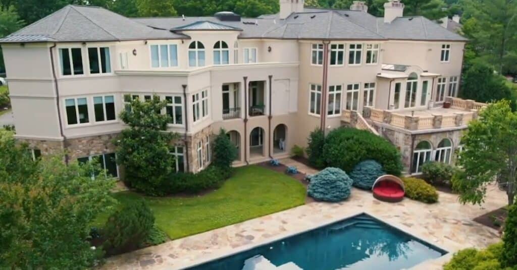 A picture of mike tyson's house from the side. It is a 3 storey mansion in henderson.